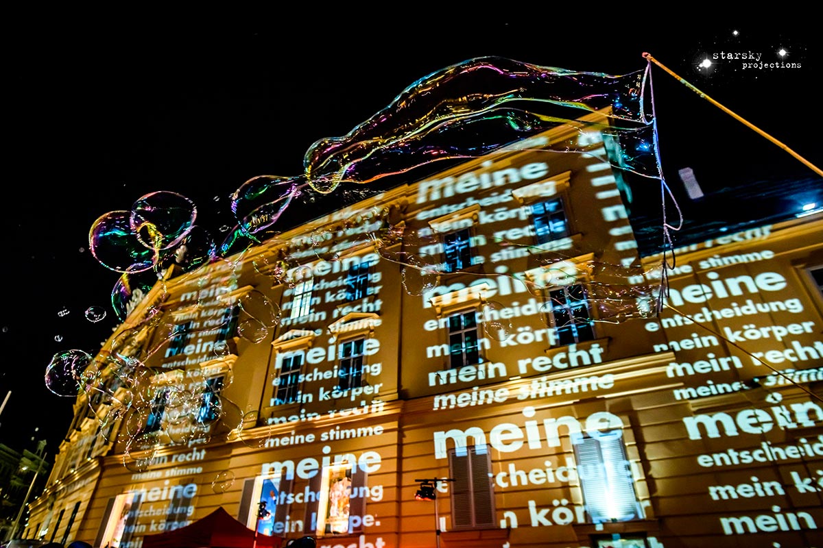 1 billion rising 2018